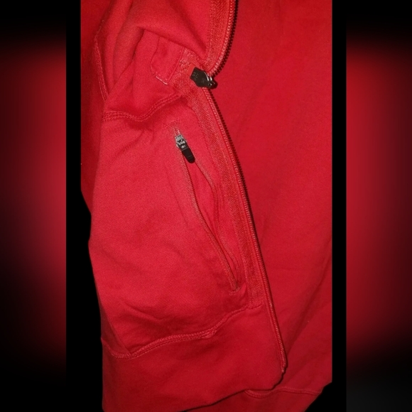 APPLE Logo Red Zip Pullover Sweater - Picture 4 of 4